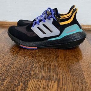 Boys Adidas Ultraboost Sneakers